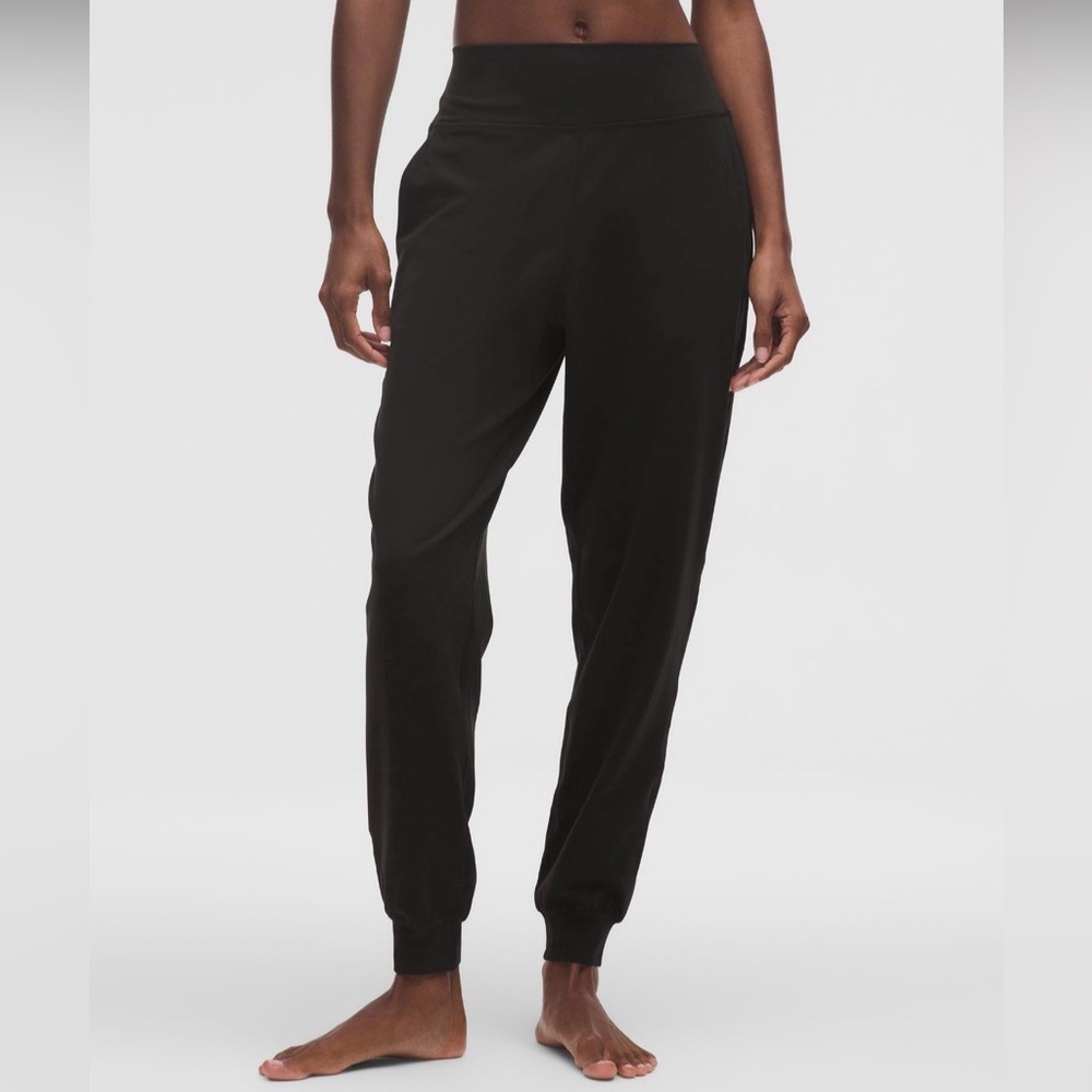 Lululemon Athletica Black Align High-Rise Joggers